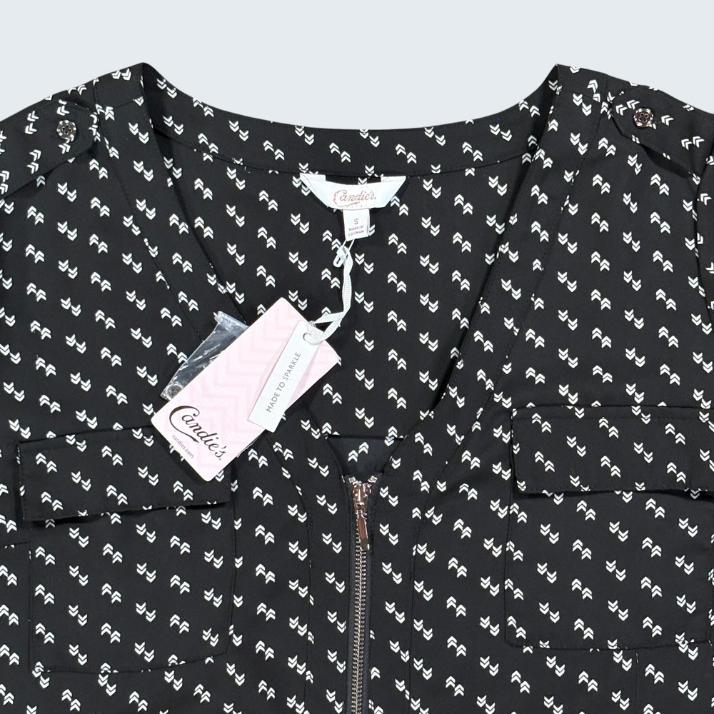Candies Womens Black White Print Zip Front Roll Tab Sleeve Blouse Small NWT